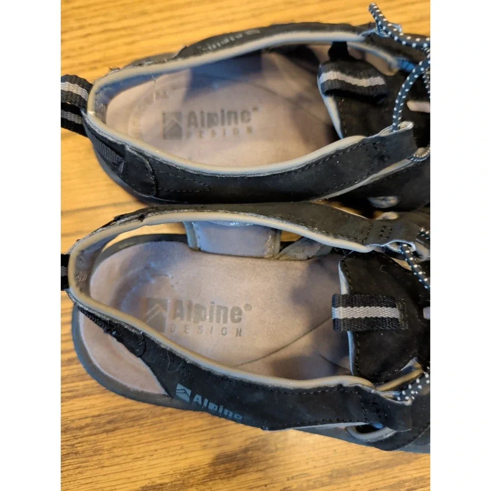 Men's ALPINE DESIGN Black Suede Leather Gray Trim Hiking Sandals Size 9